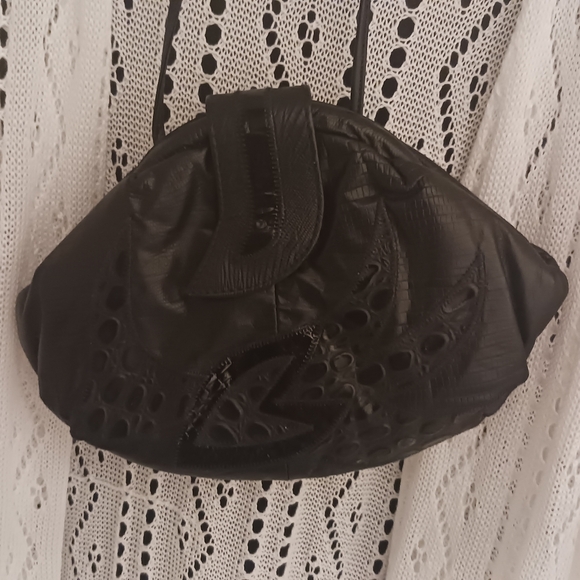 VINTAGE Bags By Pinky ® Black Leather Clutch w/ Hideable Shoulder Strap - Picture 1 of 13